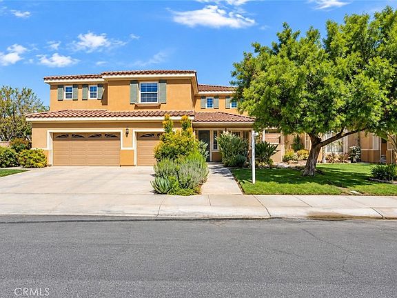 2nd image of 1448 Moonlight Dr