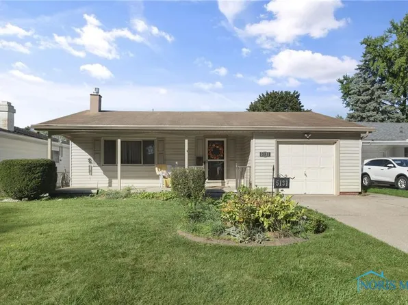 5131 Oakridge Dr, Toledo, OH 43623