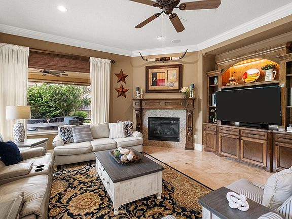 4th image of 7810 Sunset Falls Ct