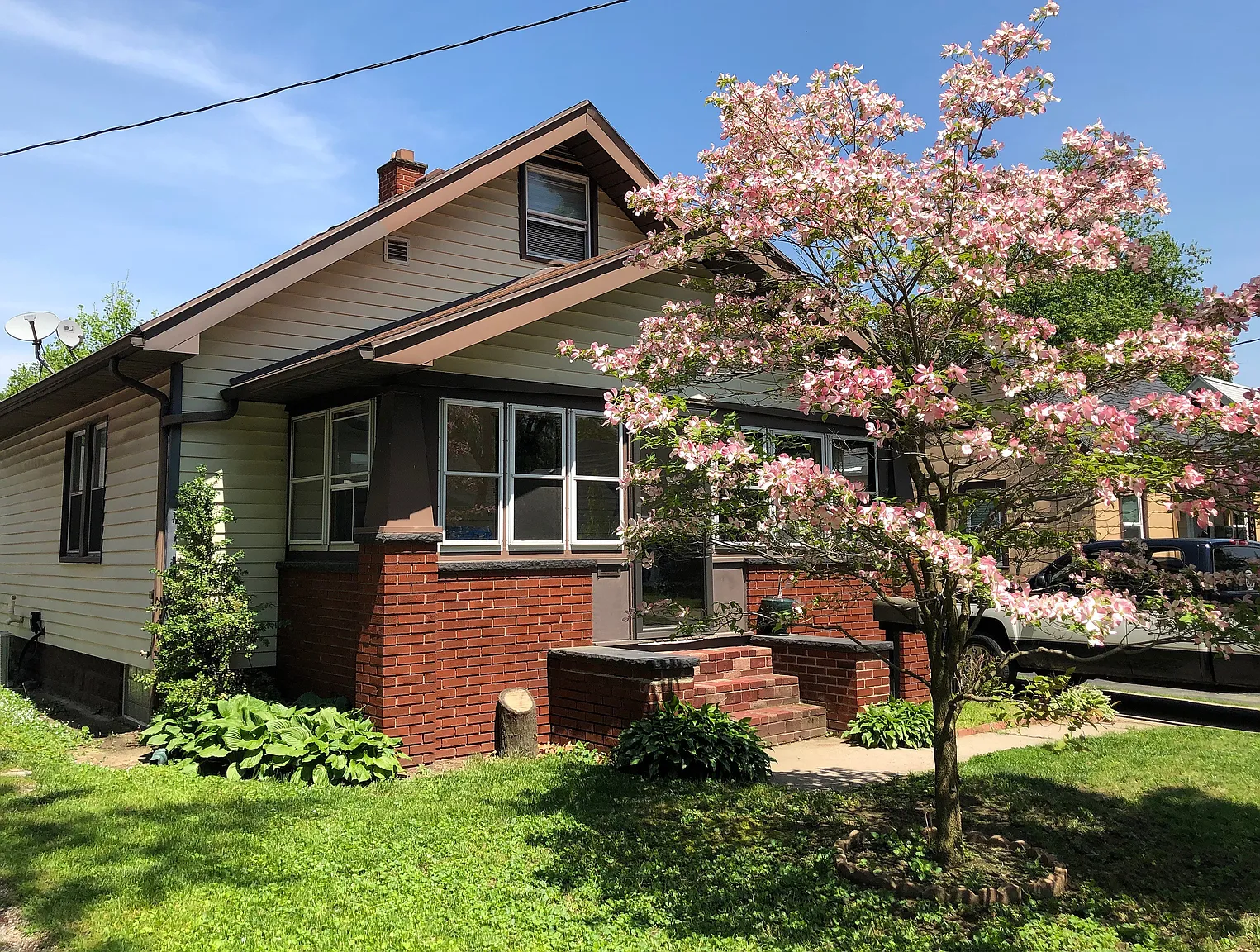 2610 Elsie Ave photo 1