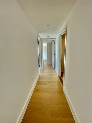 Rented by Cushman & Wakefield (Management) | media 19