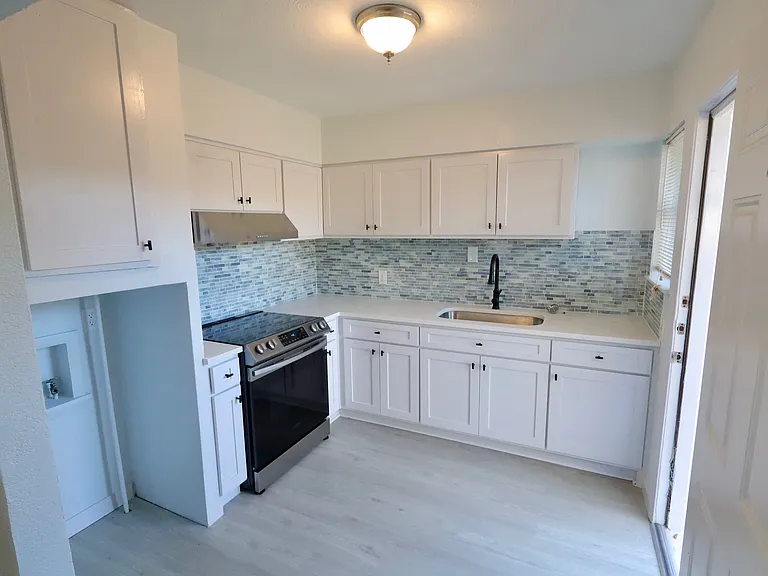 7929 Millstone Dr — Photo 1