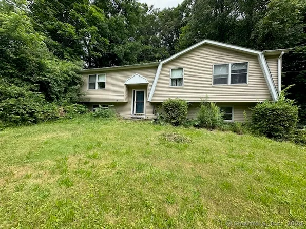 20 Mill Pond Road, Hamden, CT 06514