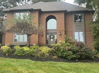 4063 Dunoon Cir NW, Canton, OH 44718