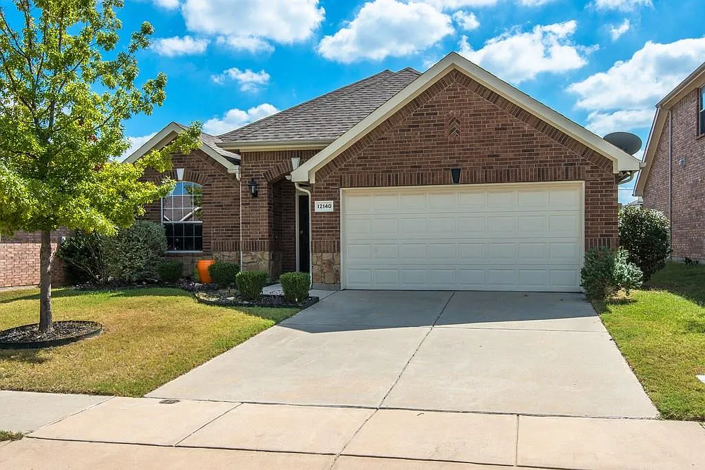 3 bed, 1810 sqft, $2,295 — Photo 1