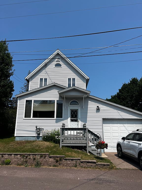 25186 Ridge St - Property Image