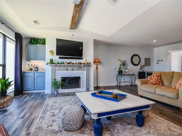 85 La Jolla Dr #3-A, Lake Ozark, MO 65049