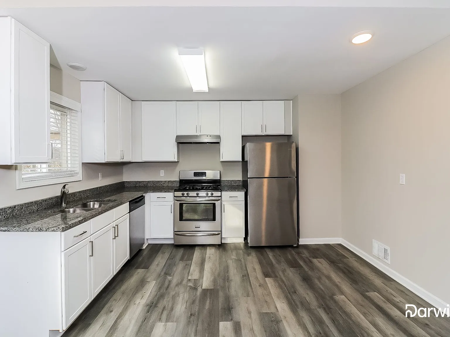 4 bed, 3.0 bath, 2064 sqft, $2,495 — Photo 2