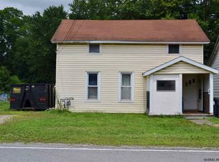 206 Mohawk Dr, Tribes Hill, NY 12177