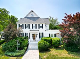 32 East Main Street, Stonington, CT 06355
