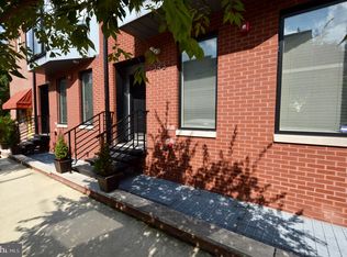 343 N Front St #B, Philadelphia, PA 19106