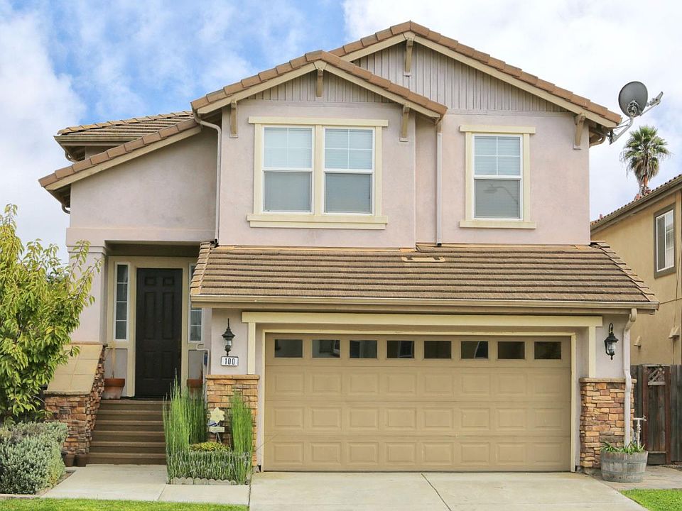 1st image of 100 Pelican Dr