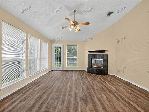 2nd image of 3728 Chaddybrook Ln