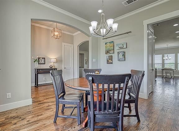5th image of 3030 Bridgecreek Dr