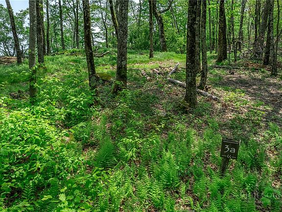 2nd image of N-3A Crestline Court