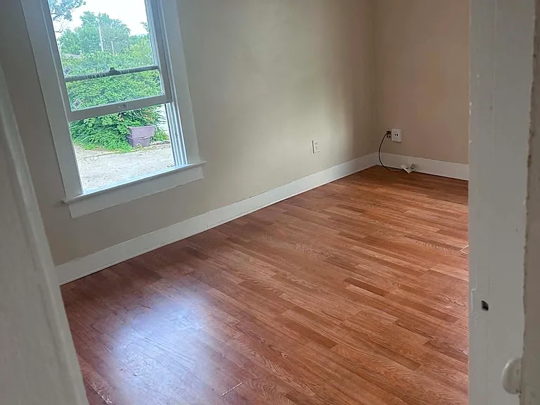 2218 Catalpa Dr #2 — Photo 3