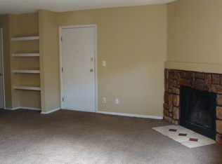 2923 Sage St APT D, Colorado Springs, CO 80907