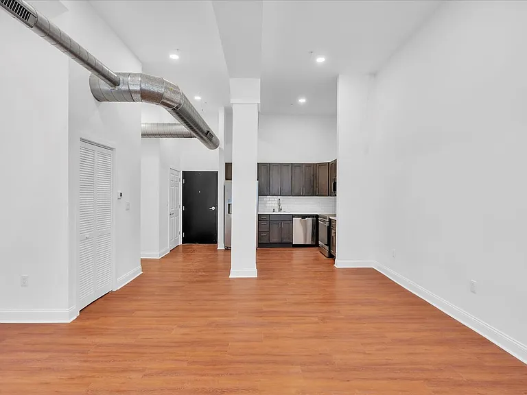 1406 Fairmount Ave #3 — Photo 6