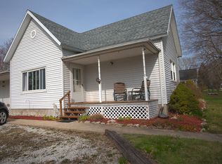 210 E Main St, Sidney, IL