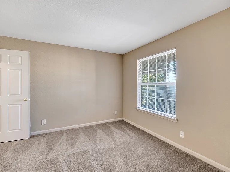 Enjoy peaceful, scenic views right from your window at Cambury Hills Apartments, 16255 Emmet Plaza, Omaha, NE 68116. Professionally Operated by Highlands Vista Group.