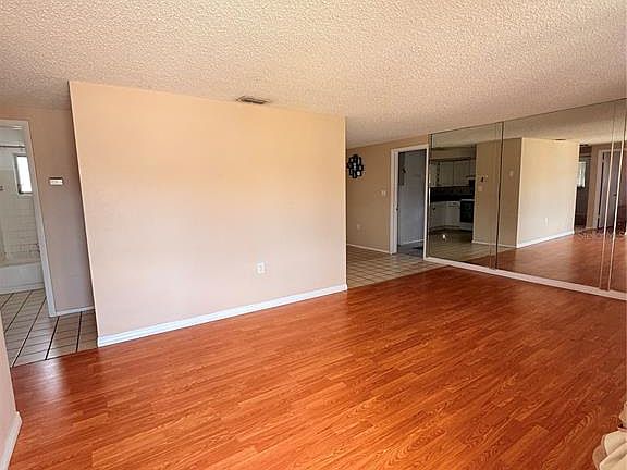 3rd image of 10110 Vineyard Ln