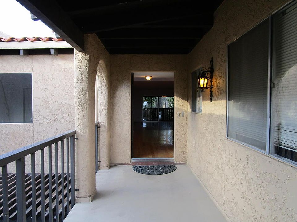 1st image of 436 N Dodge Blvd