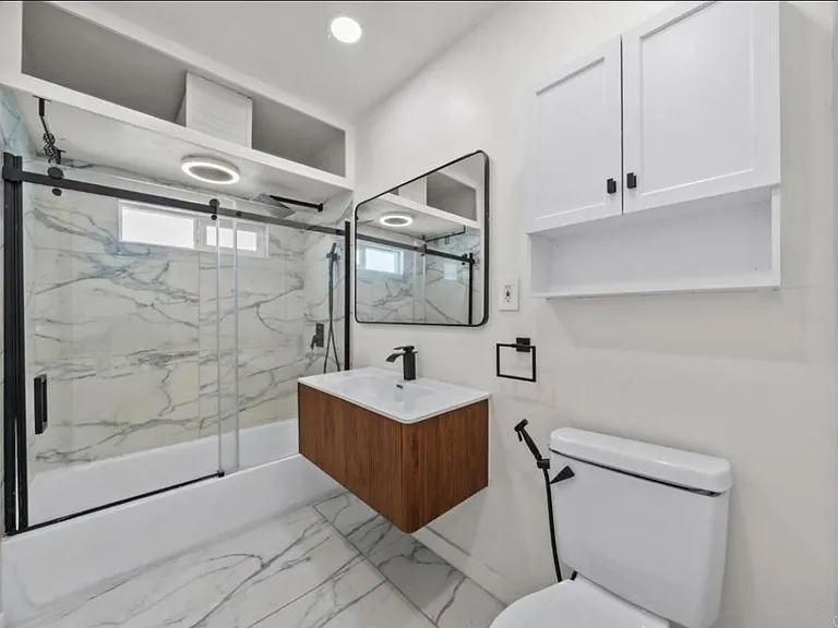 5744 Winchester St — Photo 2
