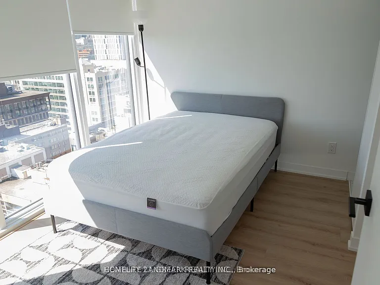319 Jarvis St #2201 — Photo 13