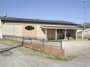 111 Maple Ave, Sanford, NC 27330