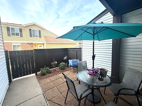 3rd image of 25 Fernwood Dr #25P
