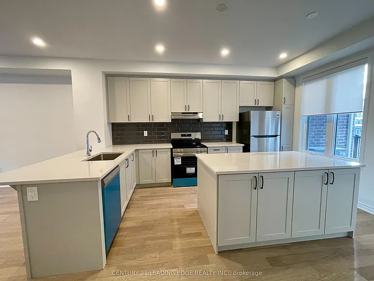 82 Avani Ave — Photo 10