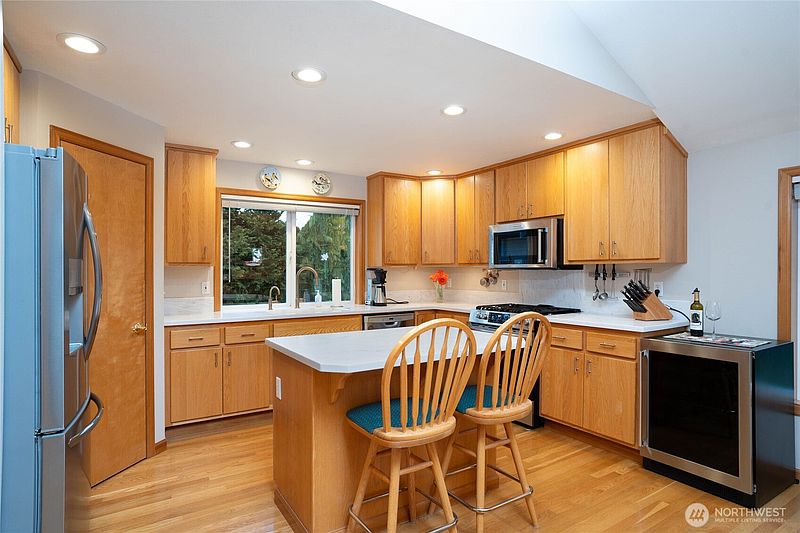 4th image of 5005 109th Street NE #A,B,C