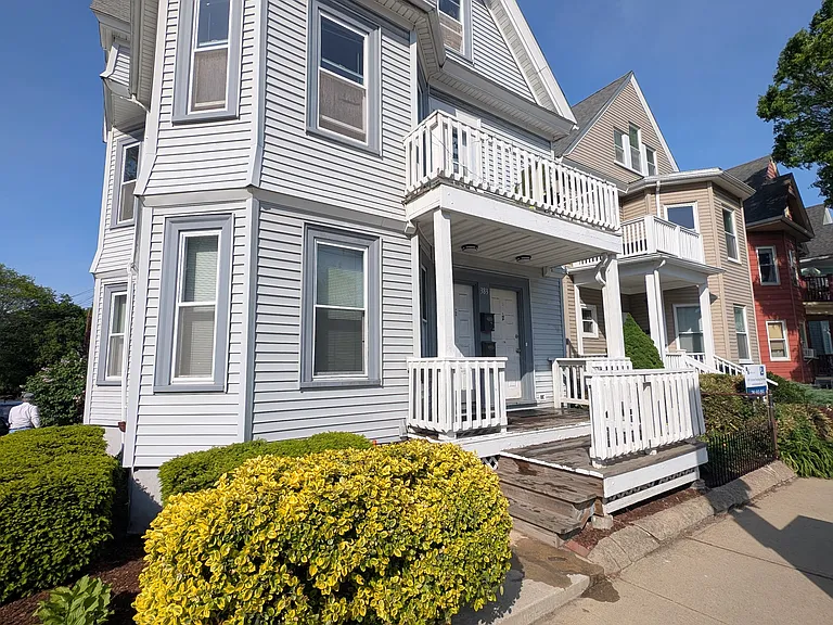 383 Highland Ave #1 — Photo 21