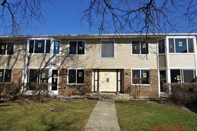 1st image of 3000 Roberts Dr #13-4