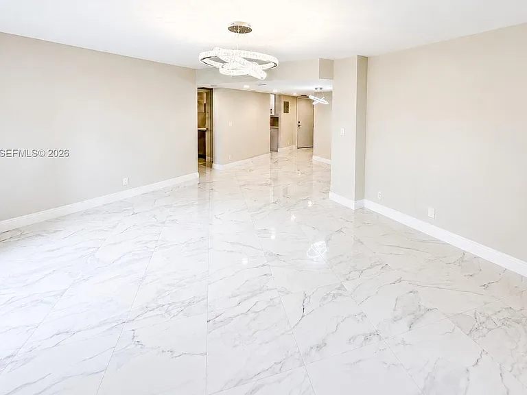 3301 N Country Club Dr #305 — Photo 5
