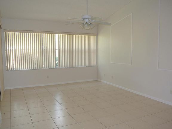 5th image of 2407 N Coral Trace Cir