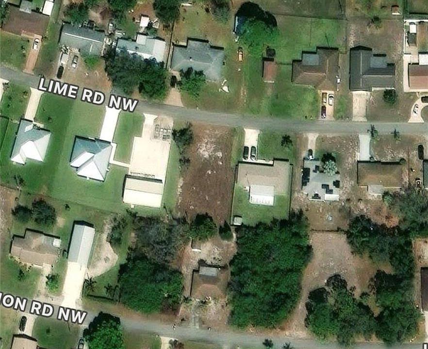 2nd image of  124 Lime RD NW