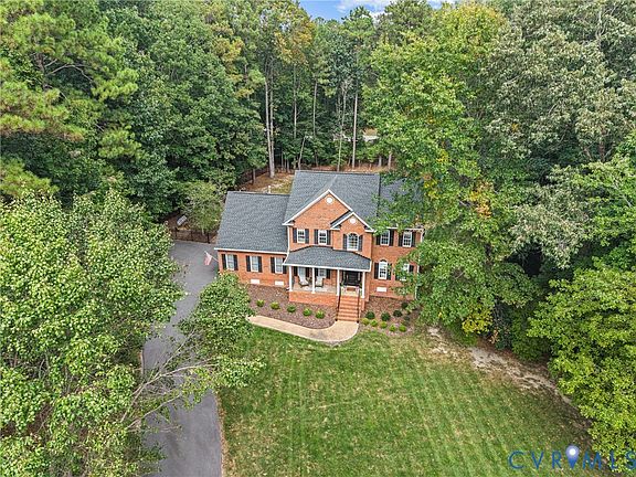 2nd image of 8406 Chandon Ct