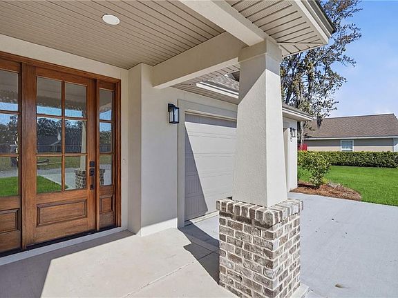 4th image of 150 Autumn Ridge Ct