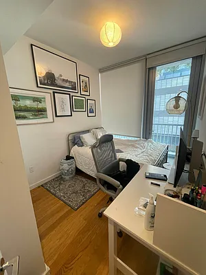 Rented by AYM NYC LLC | media 4