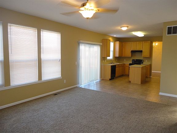 4th image of 6417 Waterstone Dr