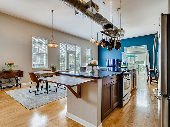 Lots of light and high ceilings