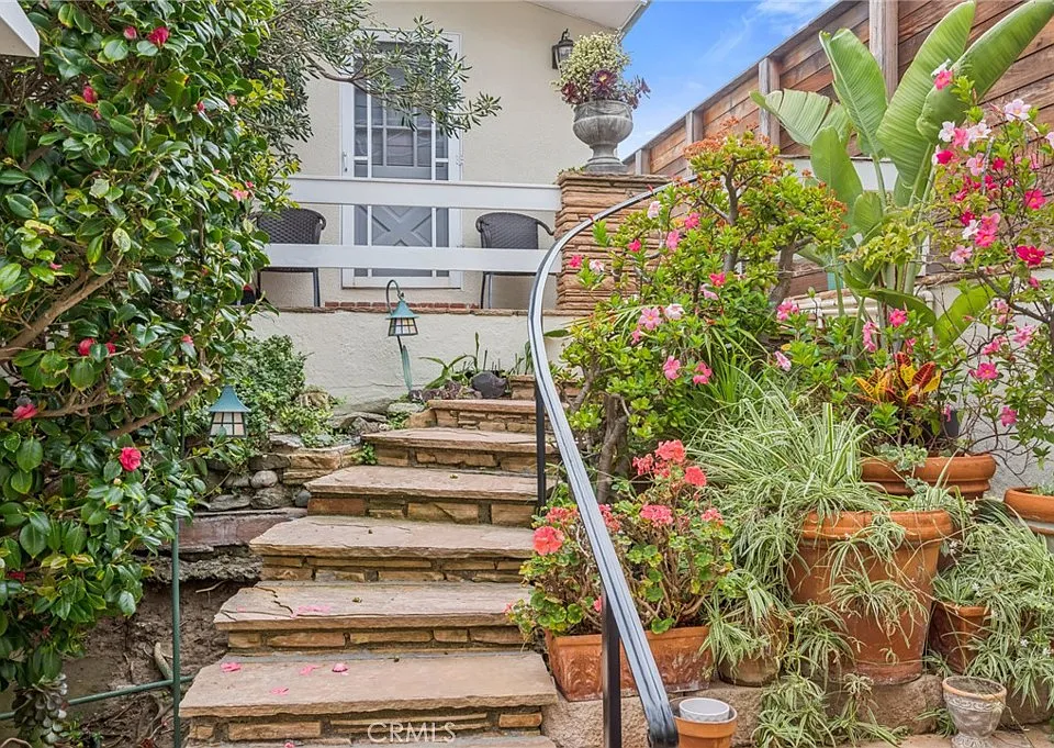 1139 Gaviota Dr