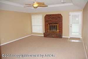 4th image of 6714 Daniel Dr