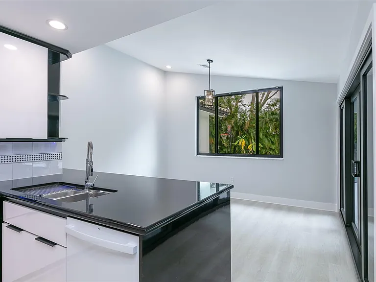 13401 SW 83rd Ave — Photo 44