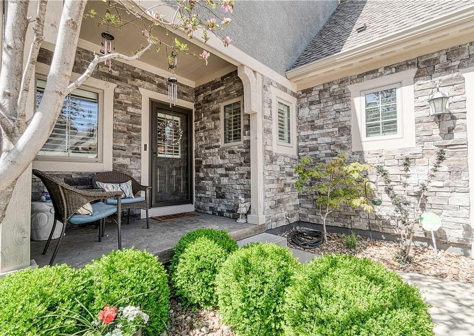 14749 Meadow Ln, Leawood, KS 66224 Zillow