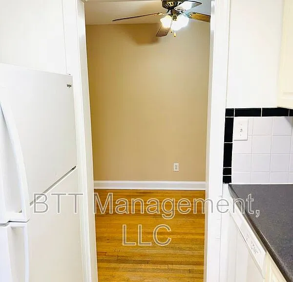 8408 Greenwood Ave #3 — Photo 22