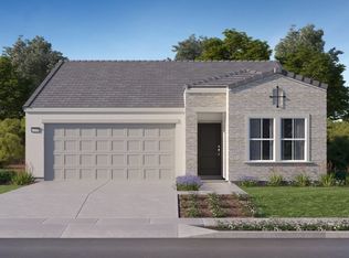 1104 Shasta Way W, Madera, CA 93636