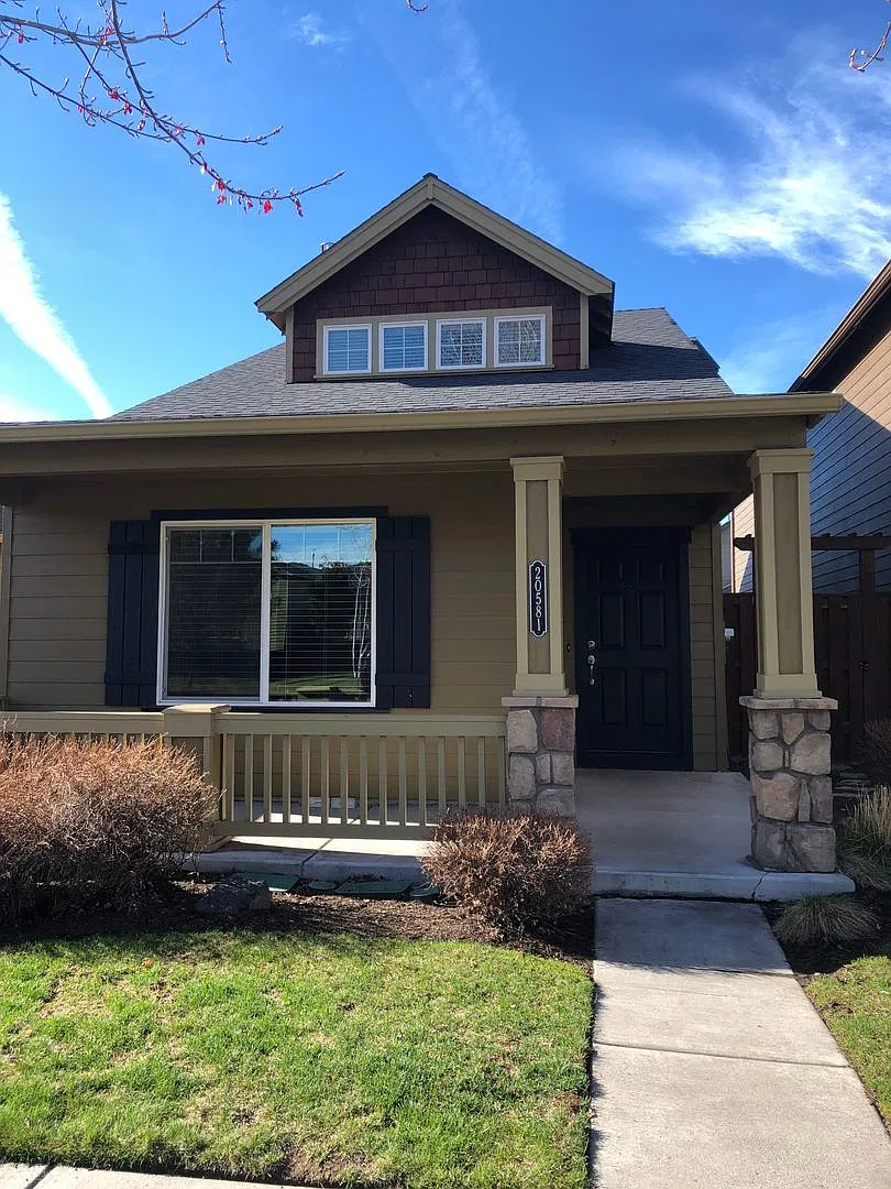3 Bedroom Home in Bend's Sun Meadows Community — Photo 1