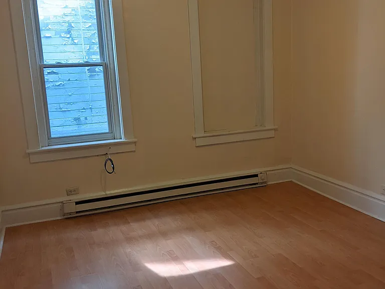 211 E Presqueisle St — Photo 3